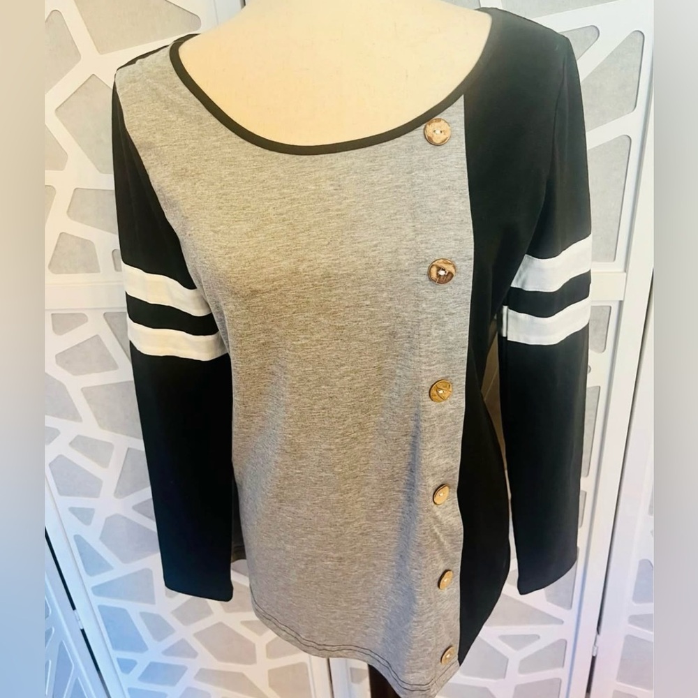 Nora Cora Women’s Spring Tunic Shirt, Size Medium-New With Tags